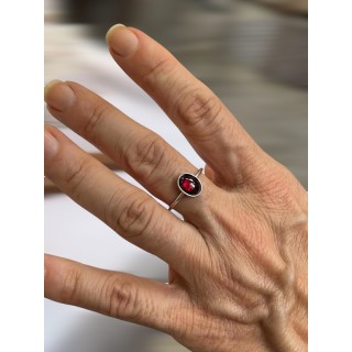 Anel granada oval em prata